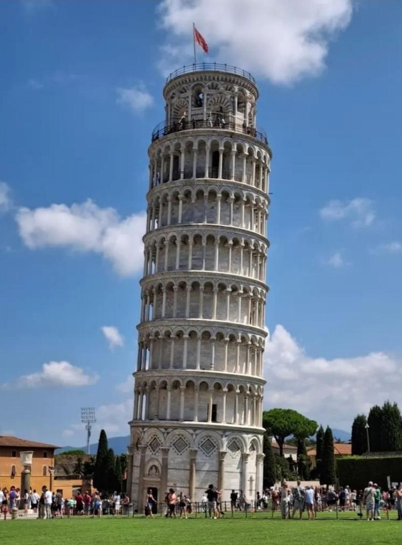 Il Posto Giusto Apartment ลาสเปเซีย ภายนอก รูปภาพ